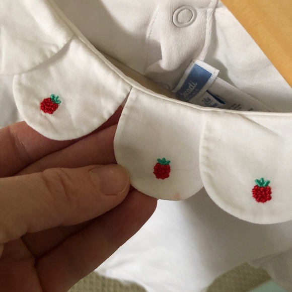 JACADI Onesie! Size 24 Months. White cotton with little raspberry embroidery. - Picture 3 of 5